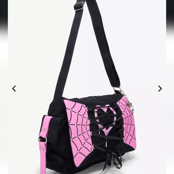 Monster High Draculaura Lace Up Messenger Bag - Picture 6 of 10